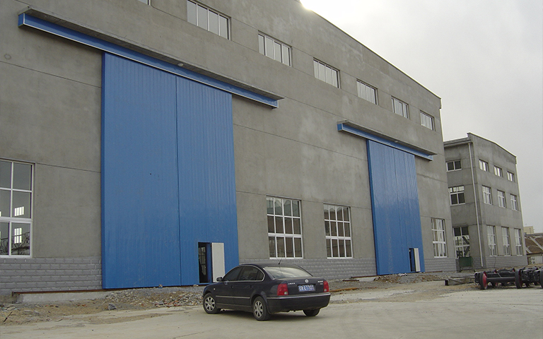 華能左權(quán)電廠工業(yè)門安裝完成