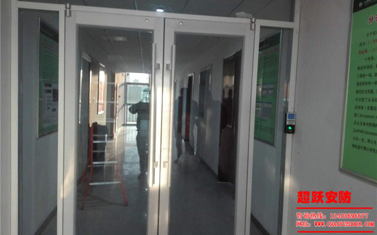 10.12農(nóng)科院肯德基門