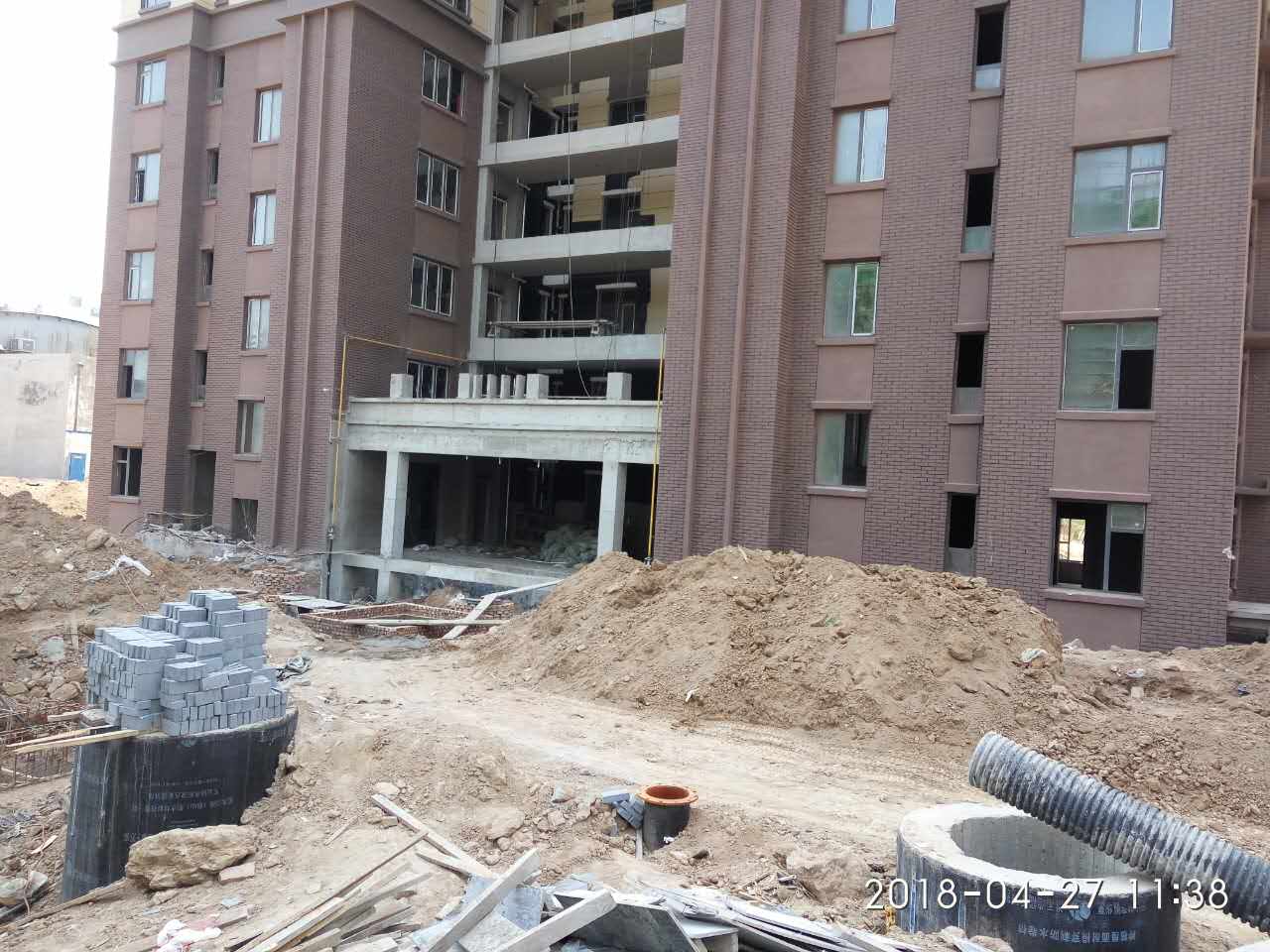 2018年4月27日王總視察太谷工地