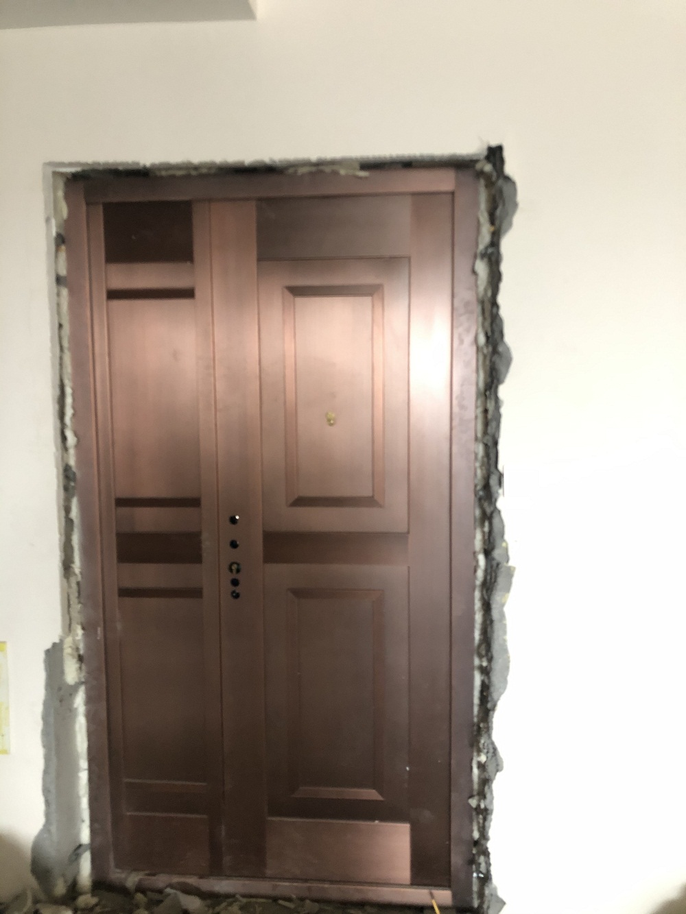 2020恒大集團(tuán)別墅銅門安裝現(xiàn)場